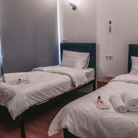 Apple Cozy Hotel Tbilisi Ngoại thất bức ảnh