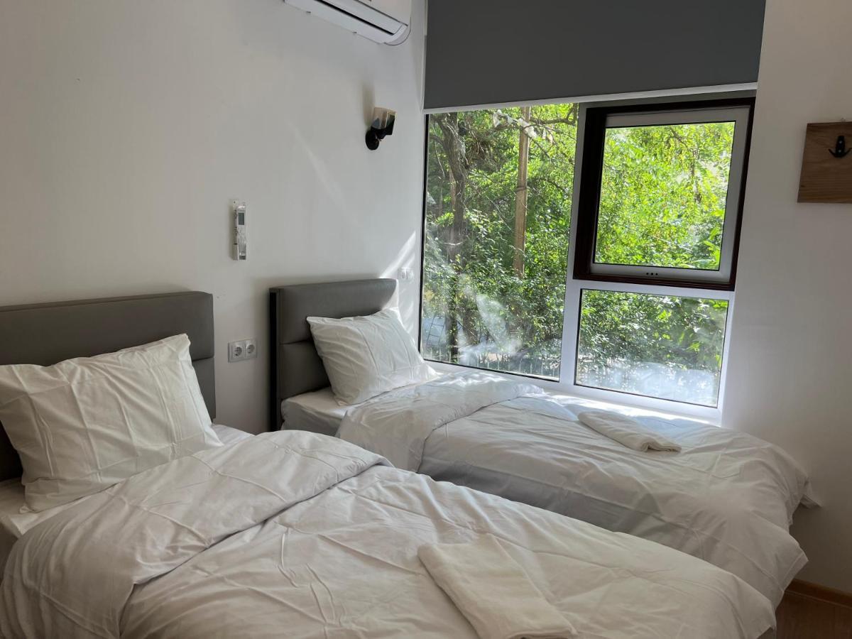Apple Cozy Hotel Tbilisi Ngoại thất bức ảnh